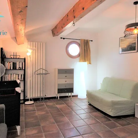Willa Hyeres-charmante Piscine 5mn Plages Parking-wifi *